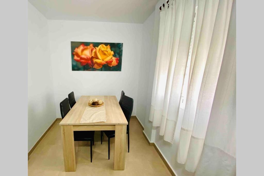 “Smile Nerja” Chic Apartment With Wifi, 4 Guests 외부 사진
