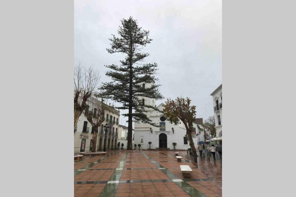 “Smile Nerja” Chic Apartment With Wifi, 4 Guests 외부 사진