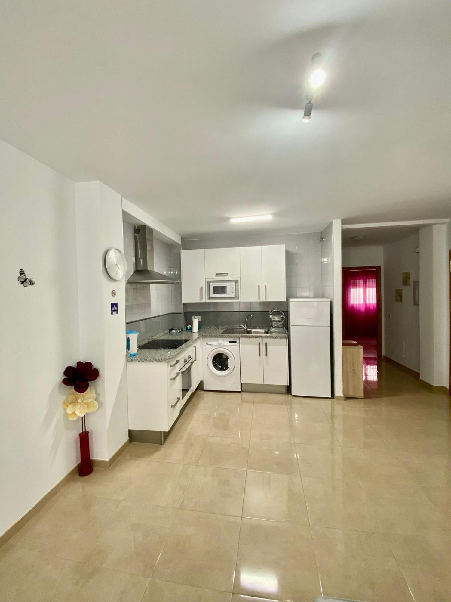 “Smile Nerja” Chic Apartment With Wifi, 4 Guests 외부 사진