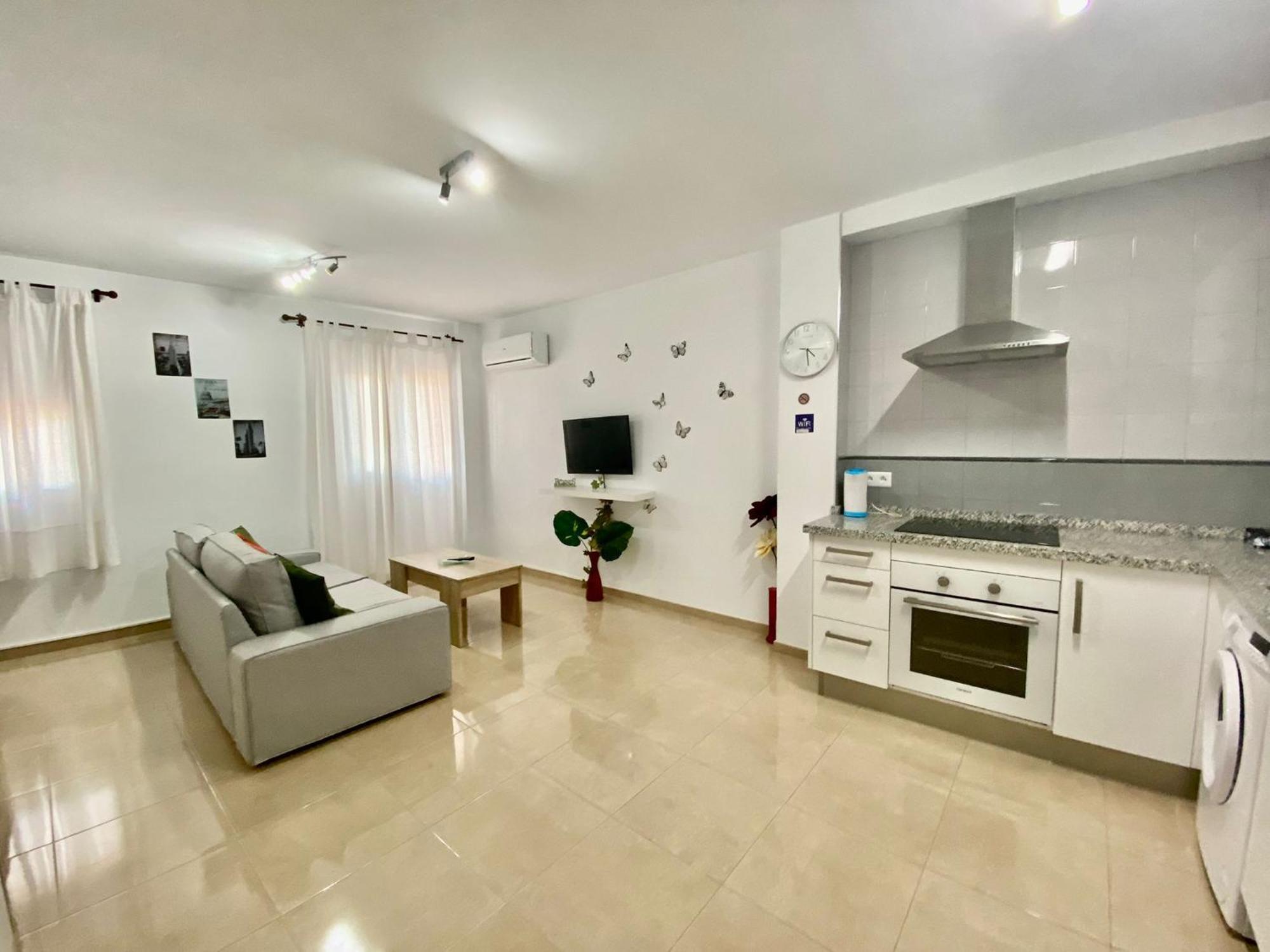 “Smile Nerja” Chic Apartment With Wifi, 4 Guests 외부 사진